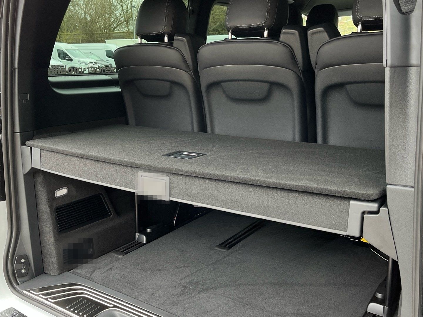 Mercedes-Benz V 300d Avantgarde 4x4 lang AMG AIRMATIC Pano 360 foto 17