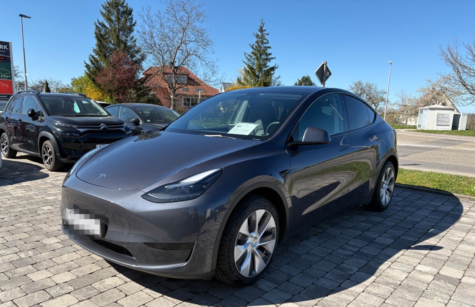 Tesla Model Y Basis RWD foto 7