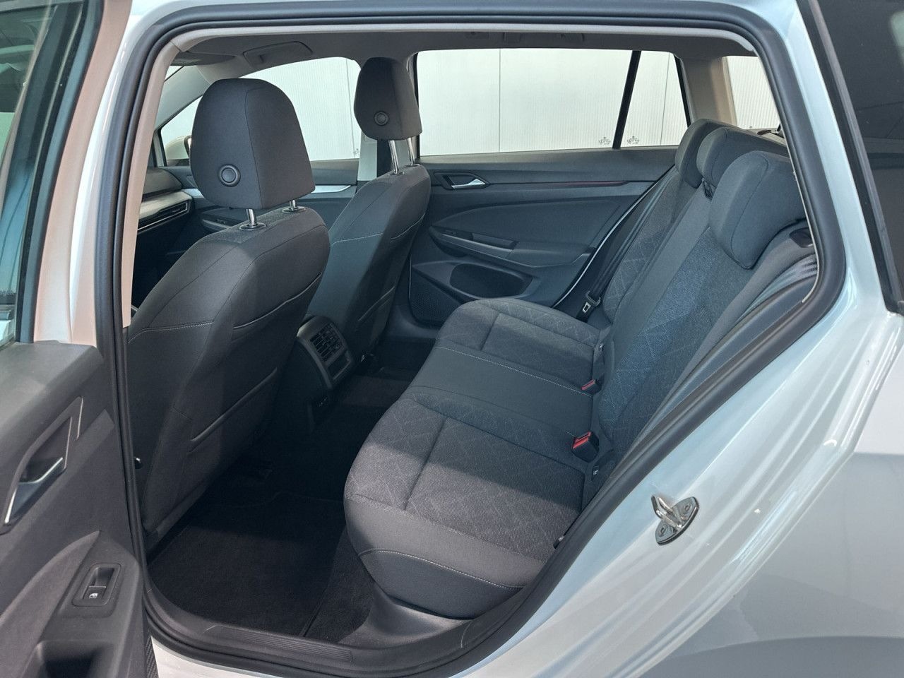 Volkswagen Golf Variant Life 2.0 TDI 7-Gang DSG LED ACC foto 9