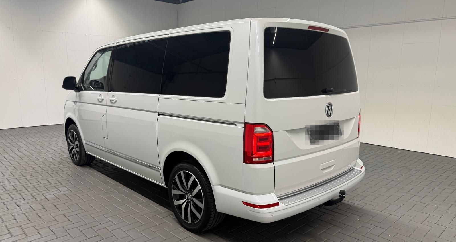 Volkswagen T6 Multivan 4M LED/Navi/Stdhzg/Dynaudio/AHK foto 3