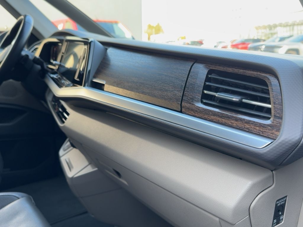Volkswagen T7 Multivan Standheizung  Leder  Winterpaket foto 16