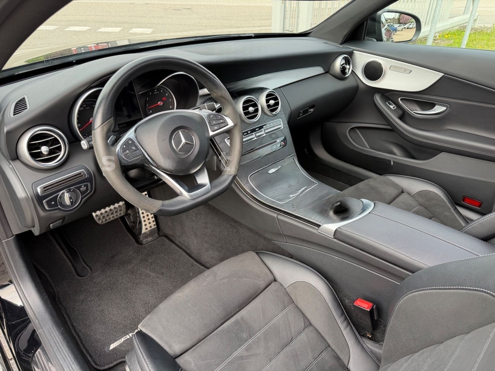 Mercedes-Benz C 180 Coupe AMG + Night Edition Panorama/19"/LED foto 25