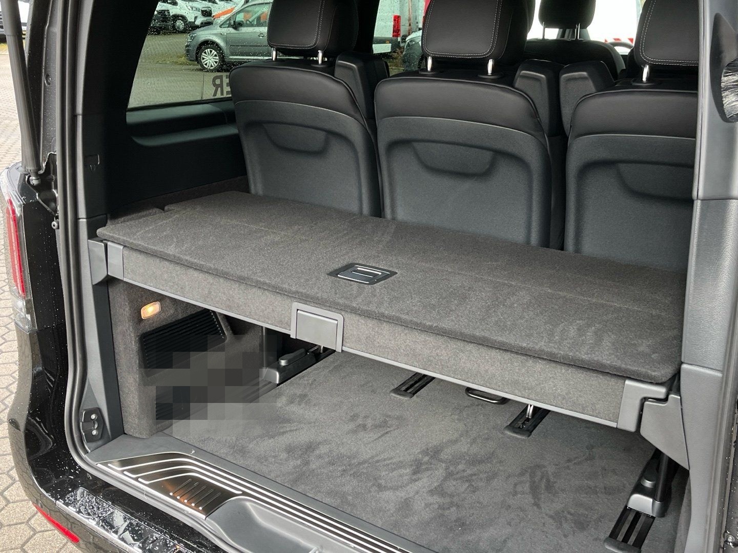 Mercedes-Benz V 300d Avantgarde 4x4 lang AMG AIRMATIC Pano 360 foto 7