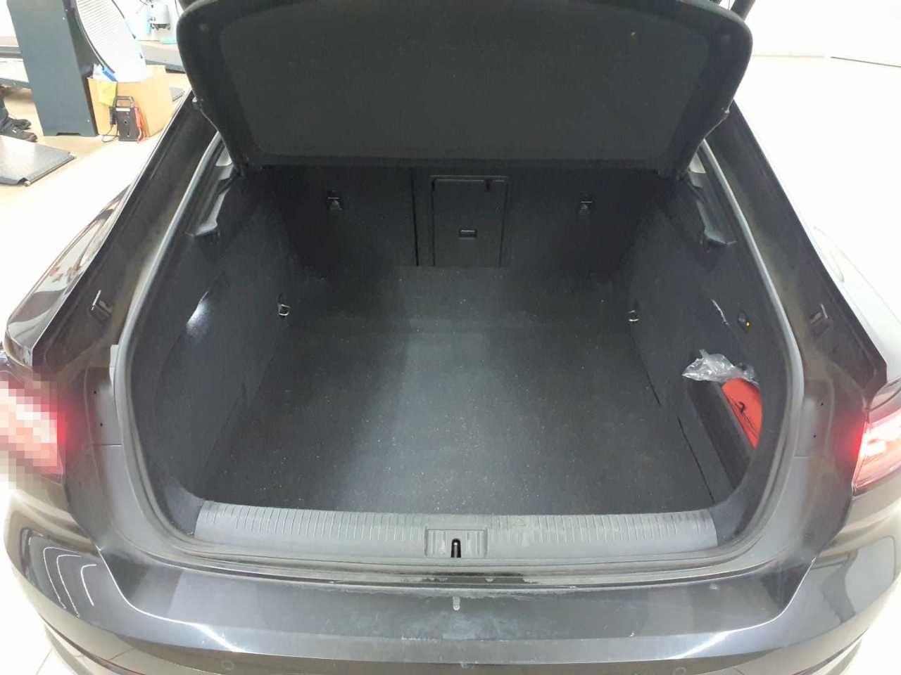 Volkswagen Arteon 2.0 TDI DSG Elegance AHK IQ NAV foto 9