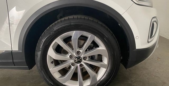 Volkswagen T-Roc Style 1.0 TSI NAVI+AHK+LED+SHZ foto 4