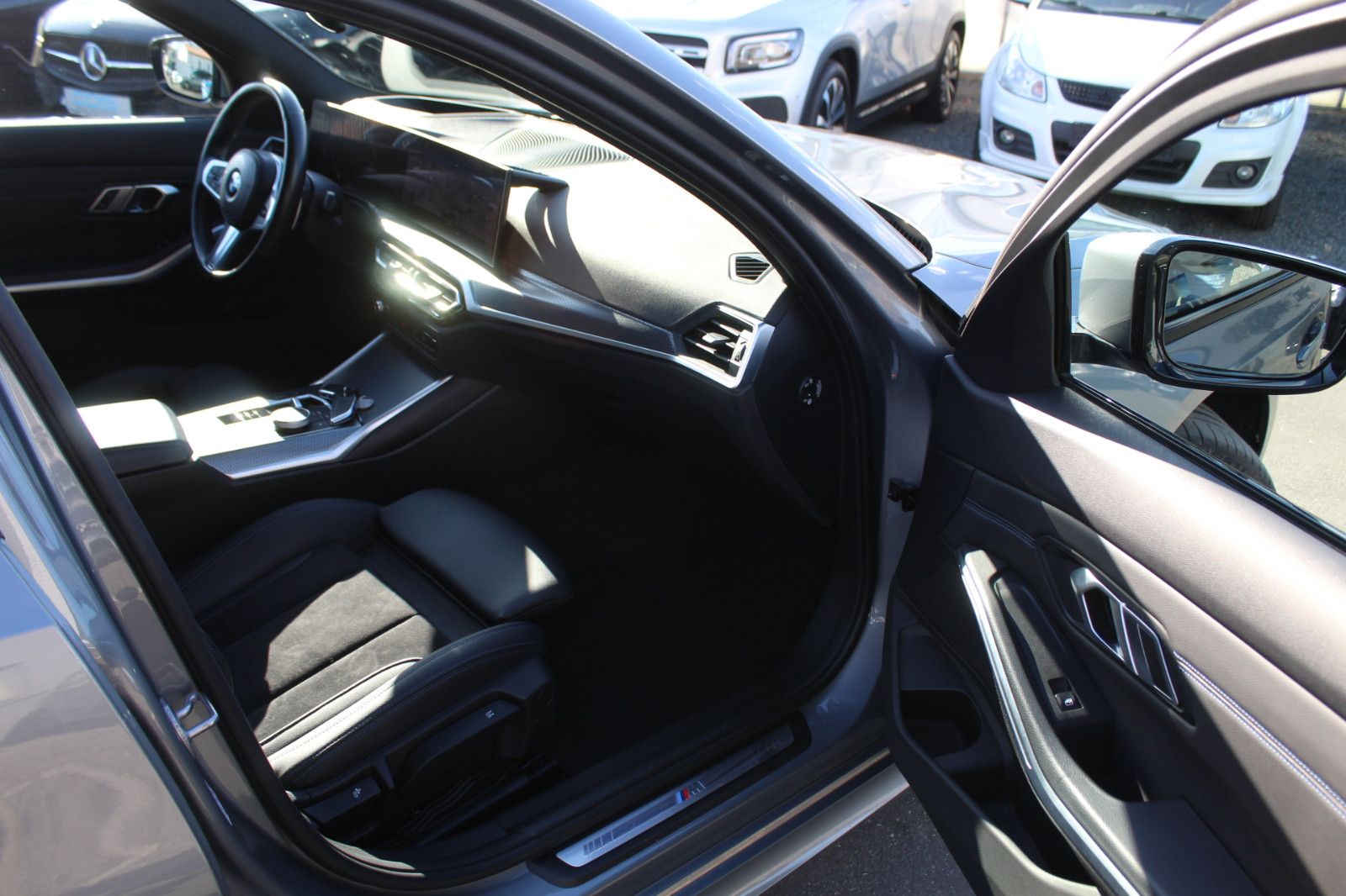 BMW 320d Tour. xDrive M Sportpaket+HUD+DAB+ACC+19Zo. foto 13