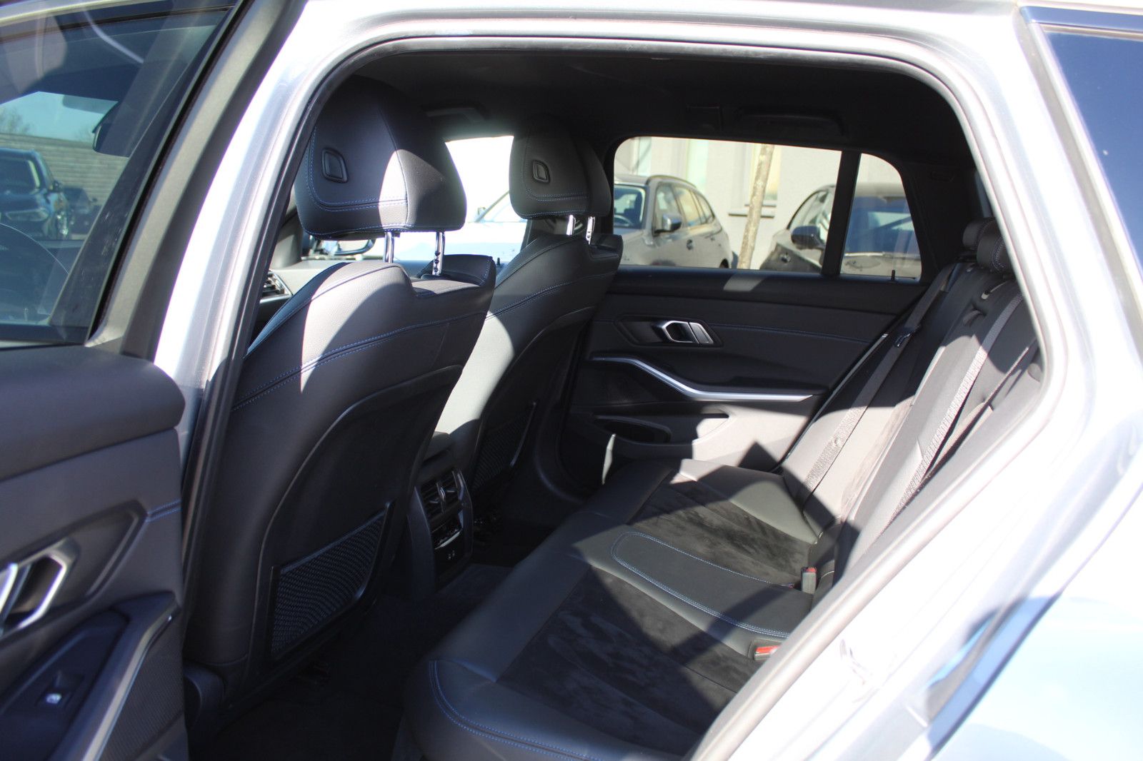 BMW 320d Tour. xDrive M Sportpaket+HUD+DAB+ACC+19Zo. foto 15