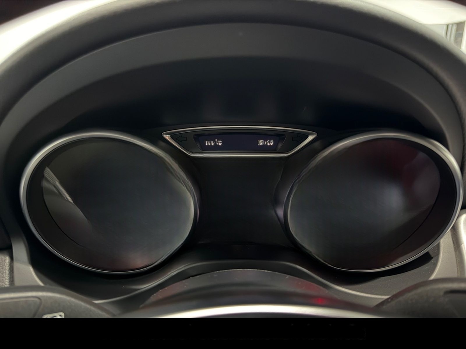 Mercedes-Benz CLA 180 AMG LINE/PANO/HARMAN/KAMERA/SHZ/LED/ foto 17
