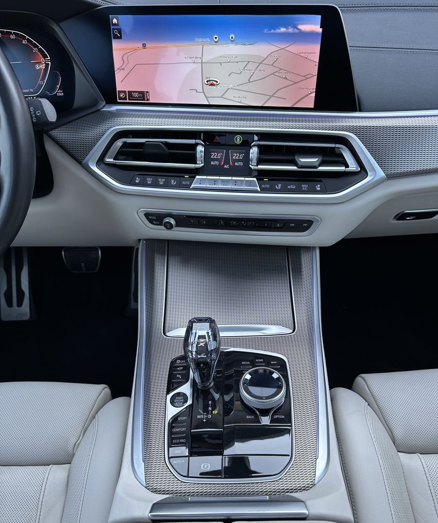 BMW X5 xDrive40d M-Sport NAV+LASER+PANO+AHK+H&K+22ZO foto 14