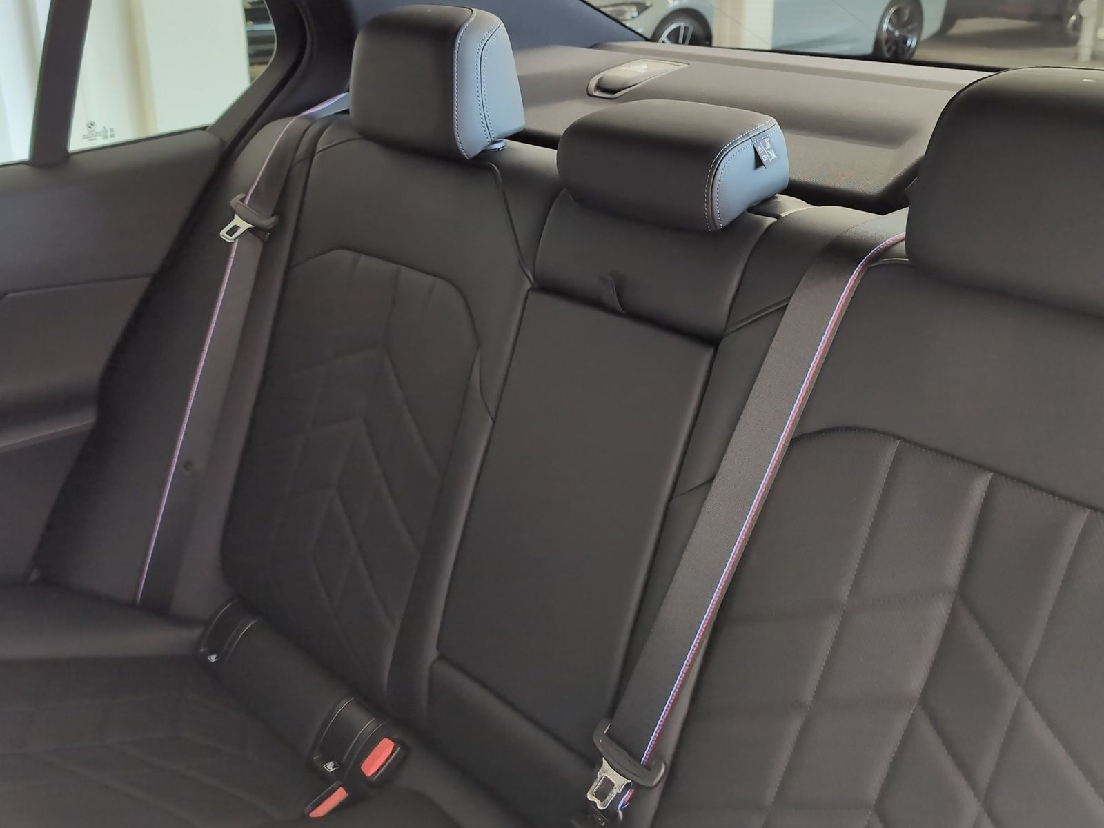 BMW i5 eDrive40 Limousine M Sportpaket foto 4