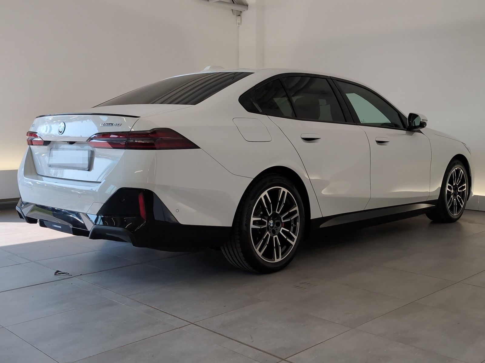 BMW i5 eDrive40 Limousine M Sportpaket foto 8