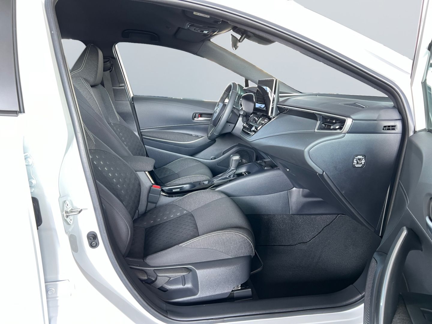 Toyota Corolla 1.8 Hybrid TS Comfort *CAM*ACC*SHZ*PDC* foto 18