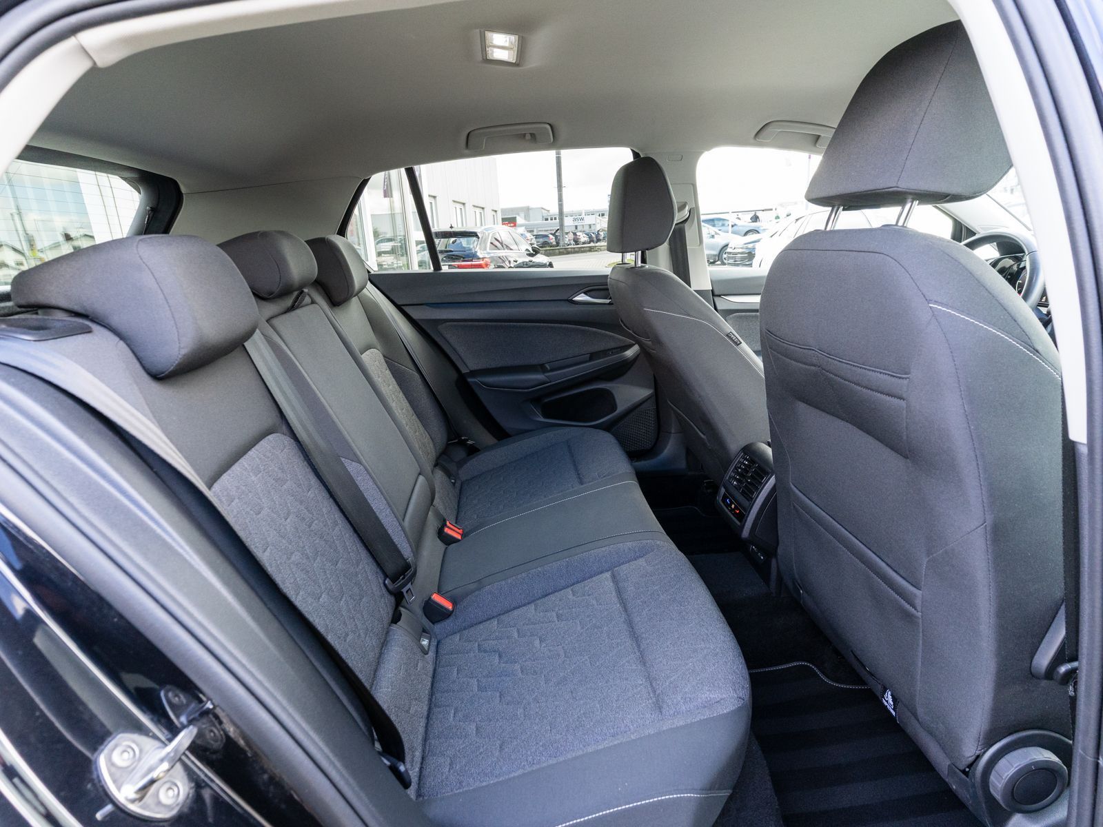 Volkswagen Golf Move 2.0 TDI LED Navi RFK ACC SHZ AHK foto 8