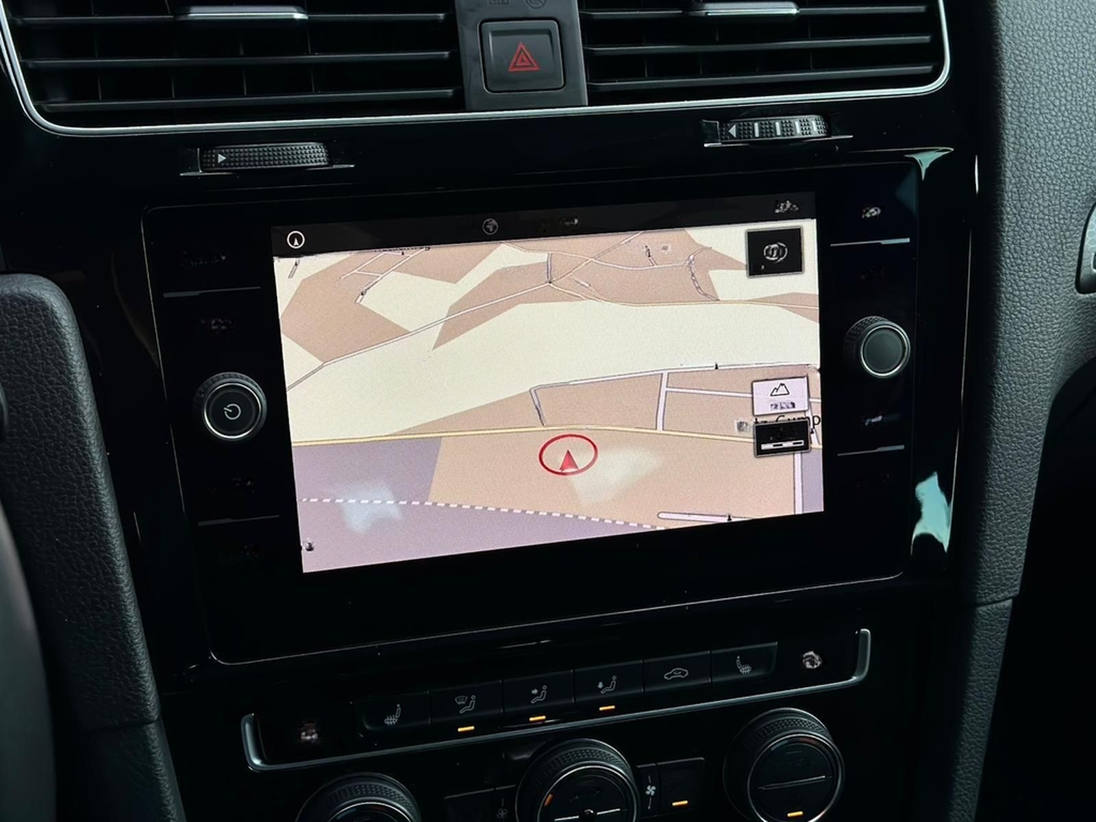 Volkswagen Golf 2.0TSI GTI PERFORMANCE DSG#DYNAUDIO#LED#SHZ foto 13