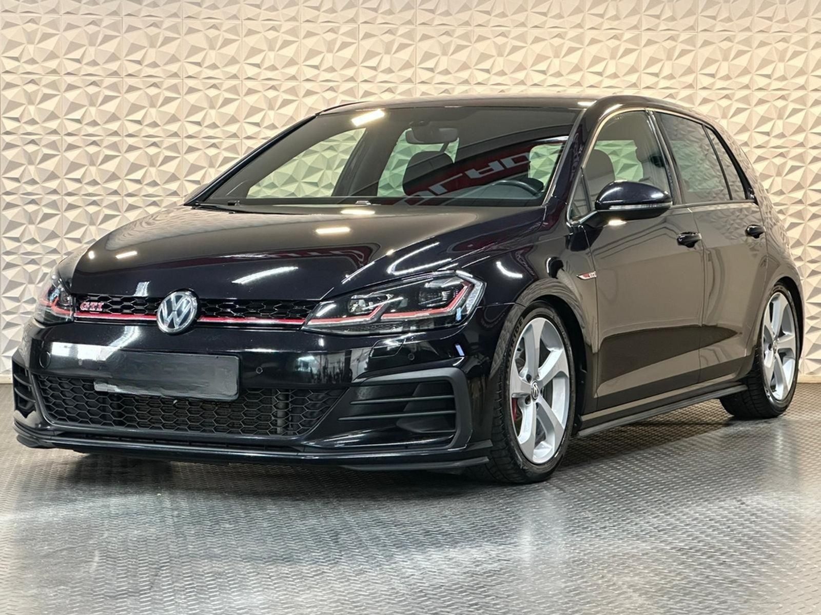 Volkswagen Golf 2.0TSI GTI PERFORMANCE DSG#DYNAUDIO#LED#SHZ foto 4