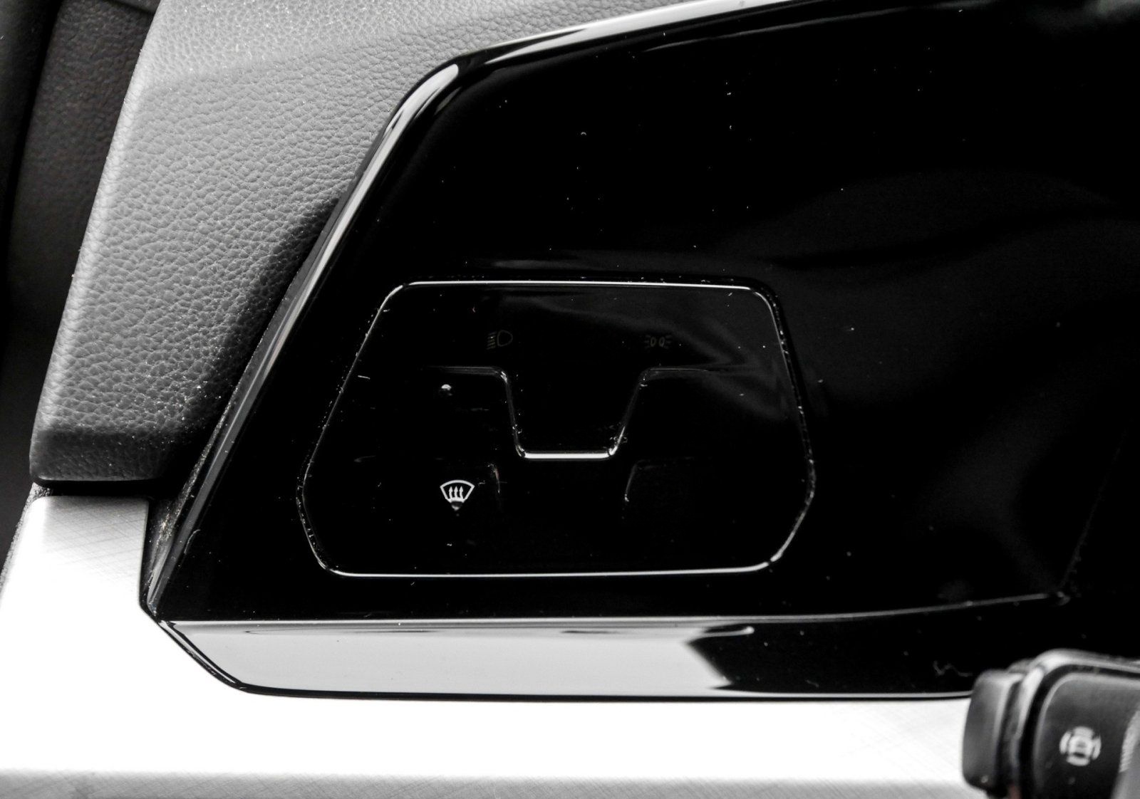 Volkswagen Golf VIII Variant Life 1.0 eTSI DSG Matrix Kamer foto 14