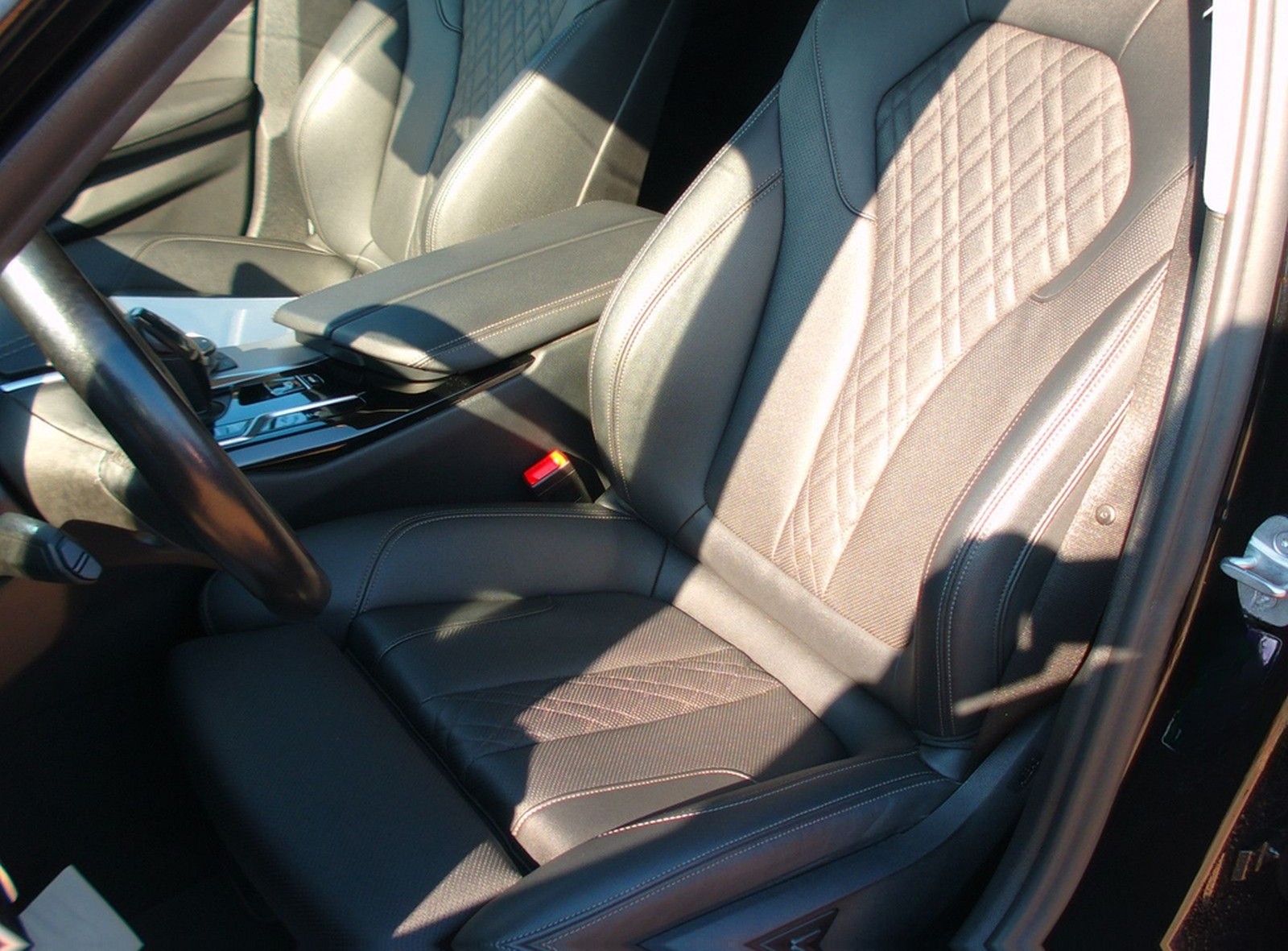 BMW 520 d.Vollleder.LED.Kamera.Shadowline foto 8