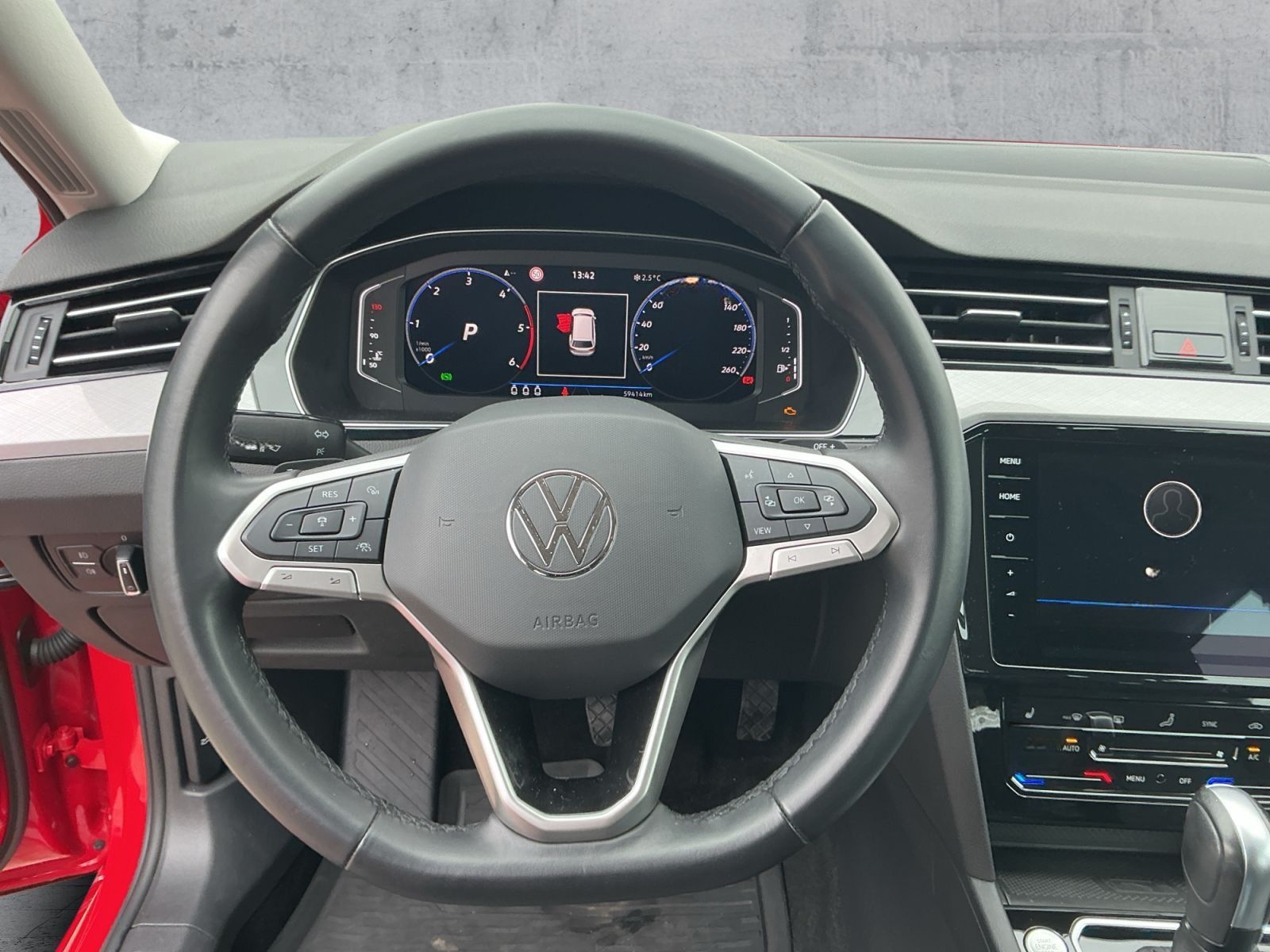 Volkswagen Passat Variant 2.0 TDI DSG BUSINESS LED+NAVI+AHK foto 10