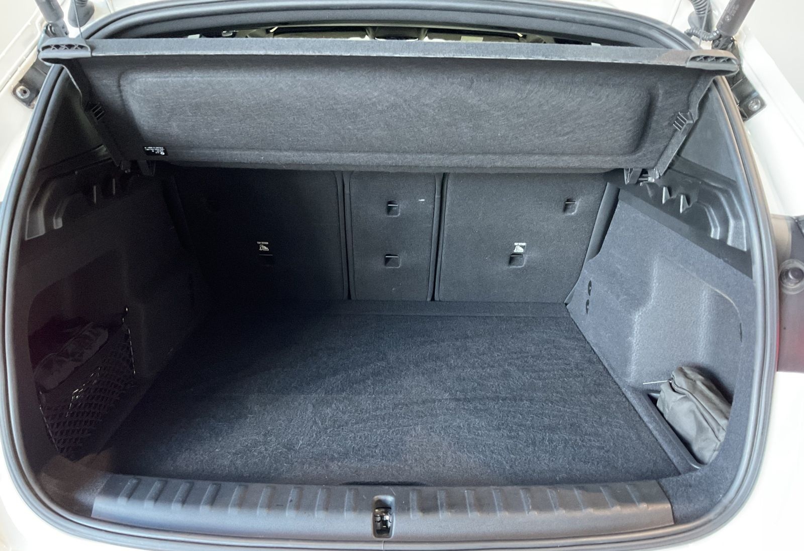 BMW X1 sDrive18d SAV M Sportpaket DAB LED AHK Shz foto 10