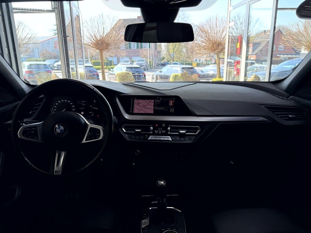 BMW 118 d M Sport LED Live Cockpit Plus Driv.-Ass. A foto 14