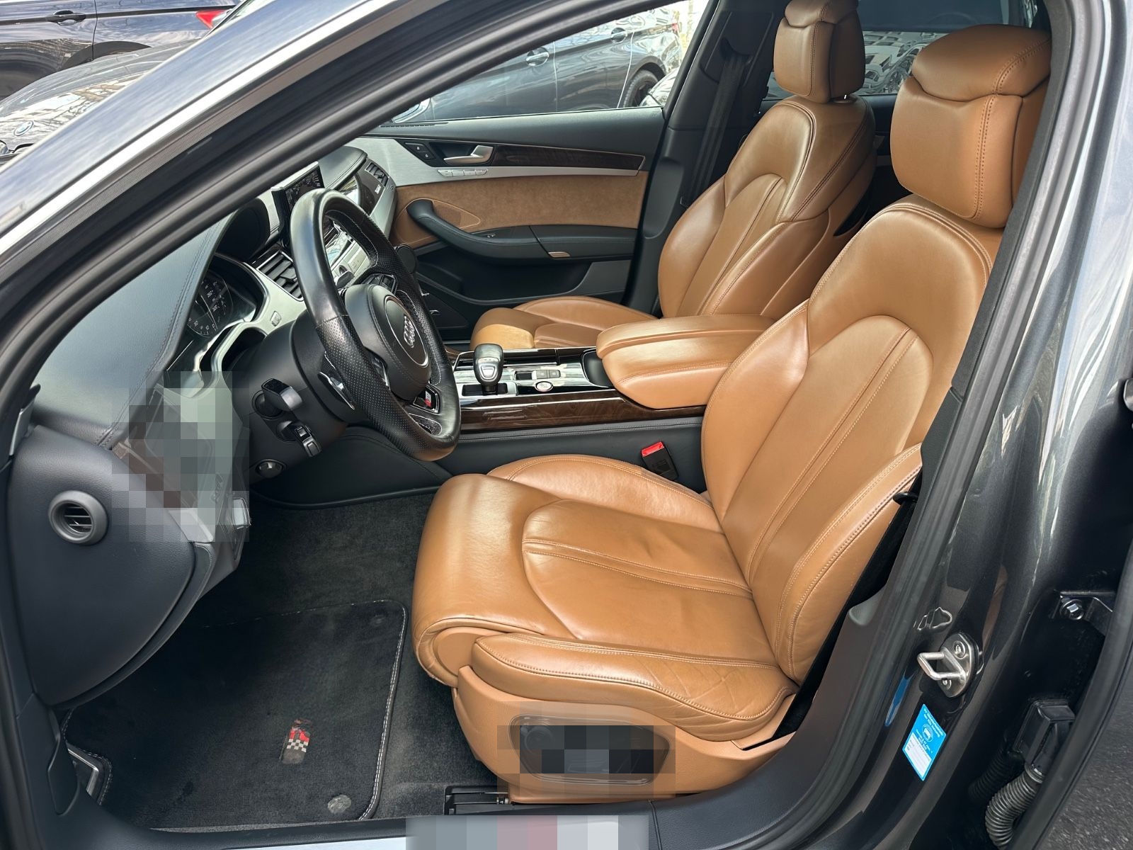 Audi S8 4.0 TFSI quattro foto 11