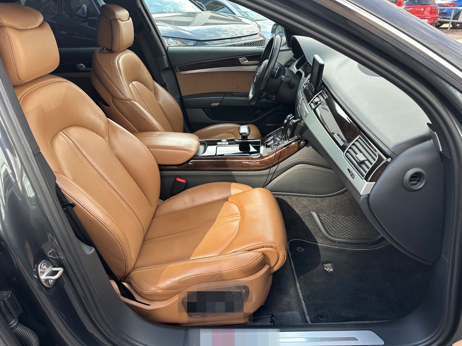 Audi S8 4.0 TFSI quattro foto 18