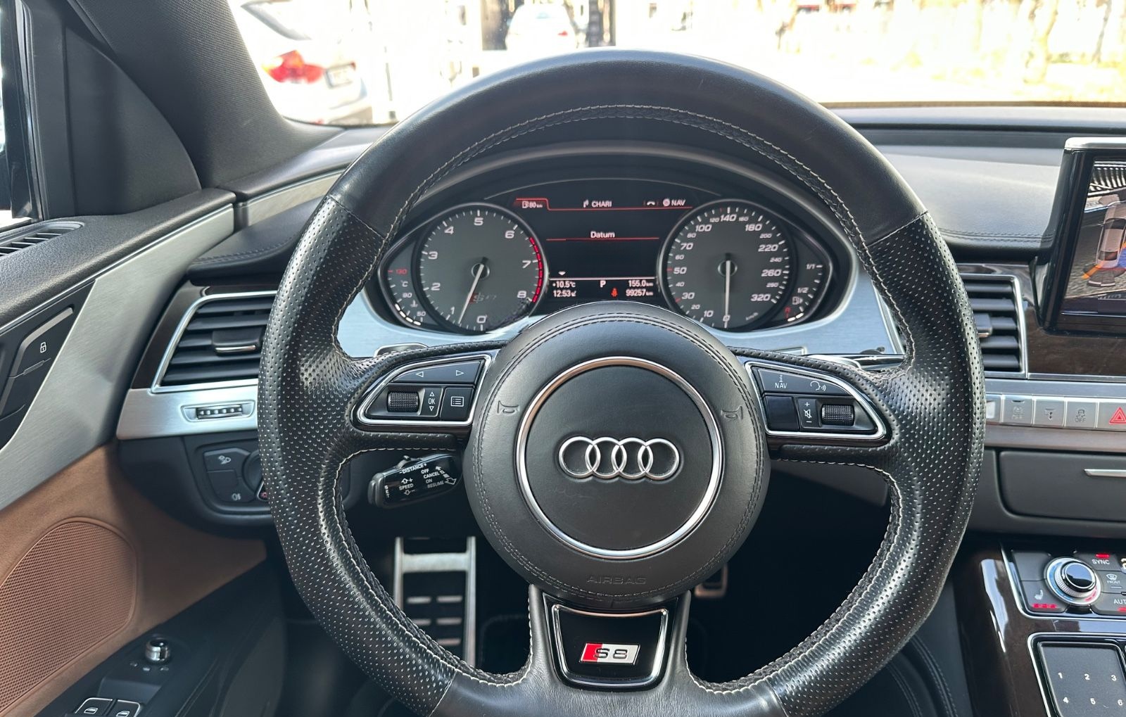 Audi S8 4.0 TFSI quattro foto 22
