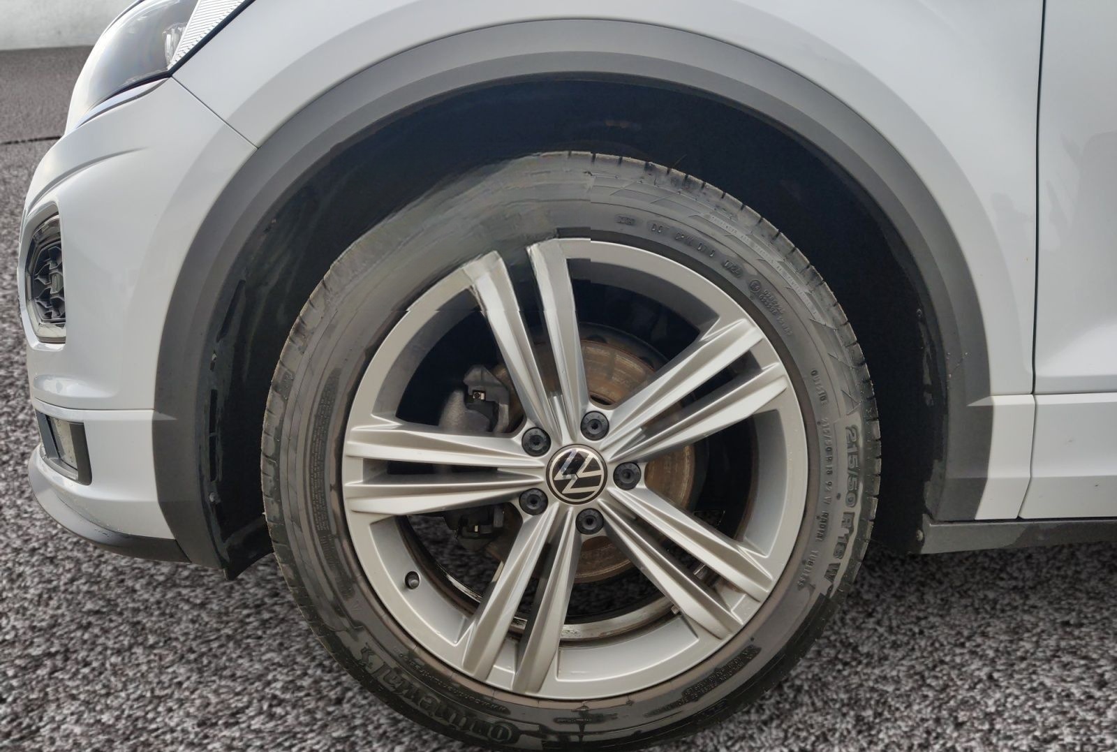 Volkswagen T-Roc 1.5 TSI sport Panorama ACC LED Navi foto 10