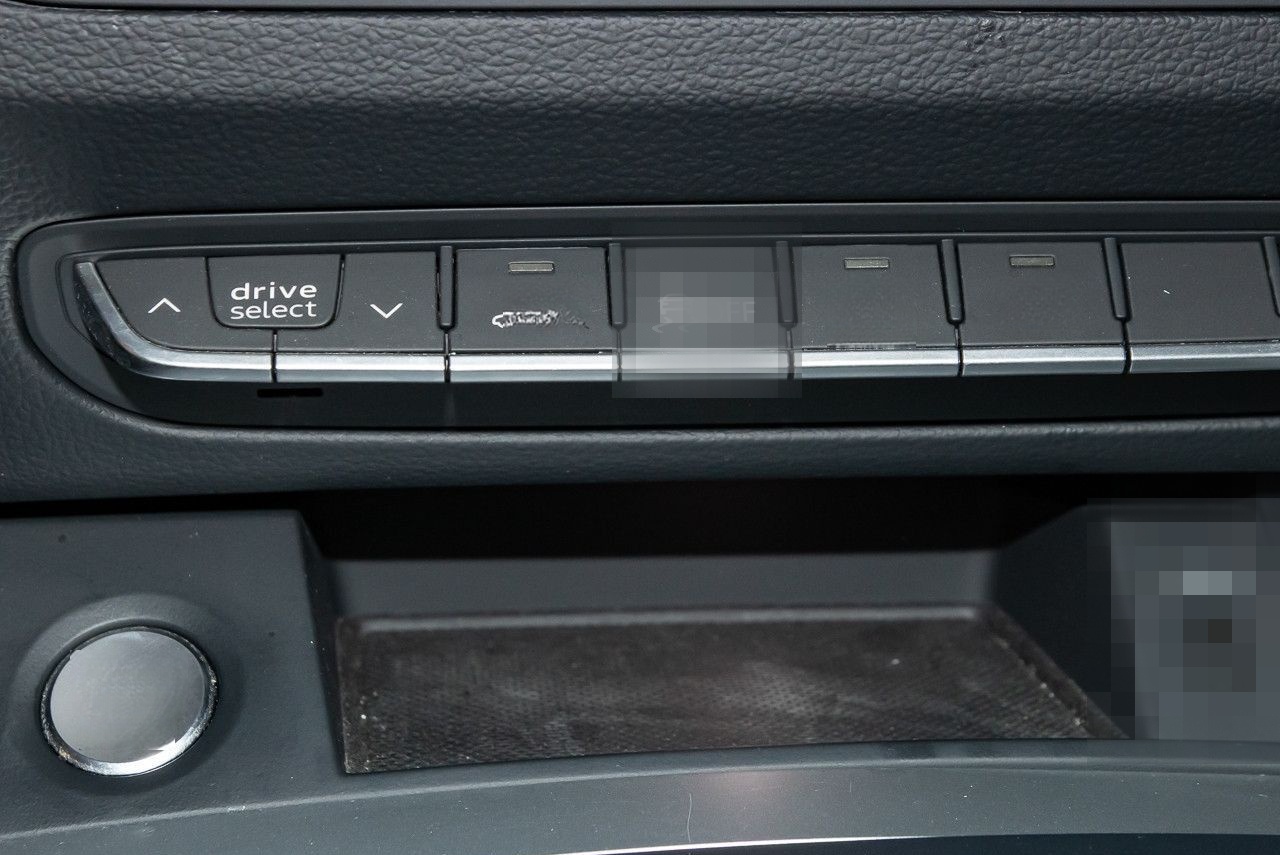 Audi Q5 55 TFSI e quattro S line OLED Pano Kamera 21' foto 25