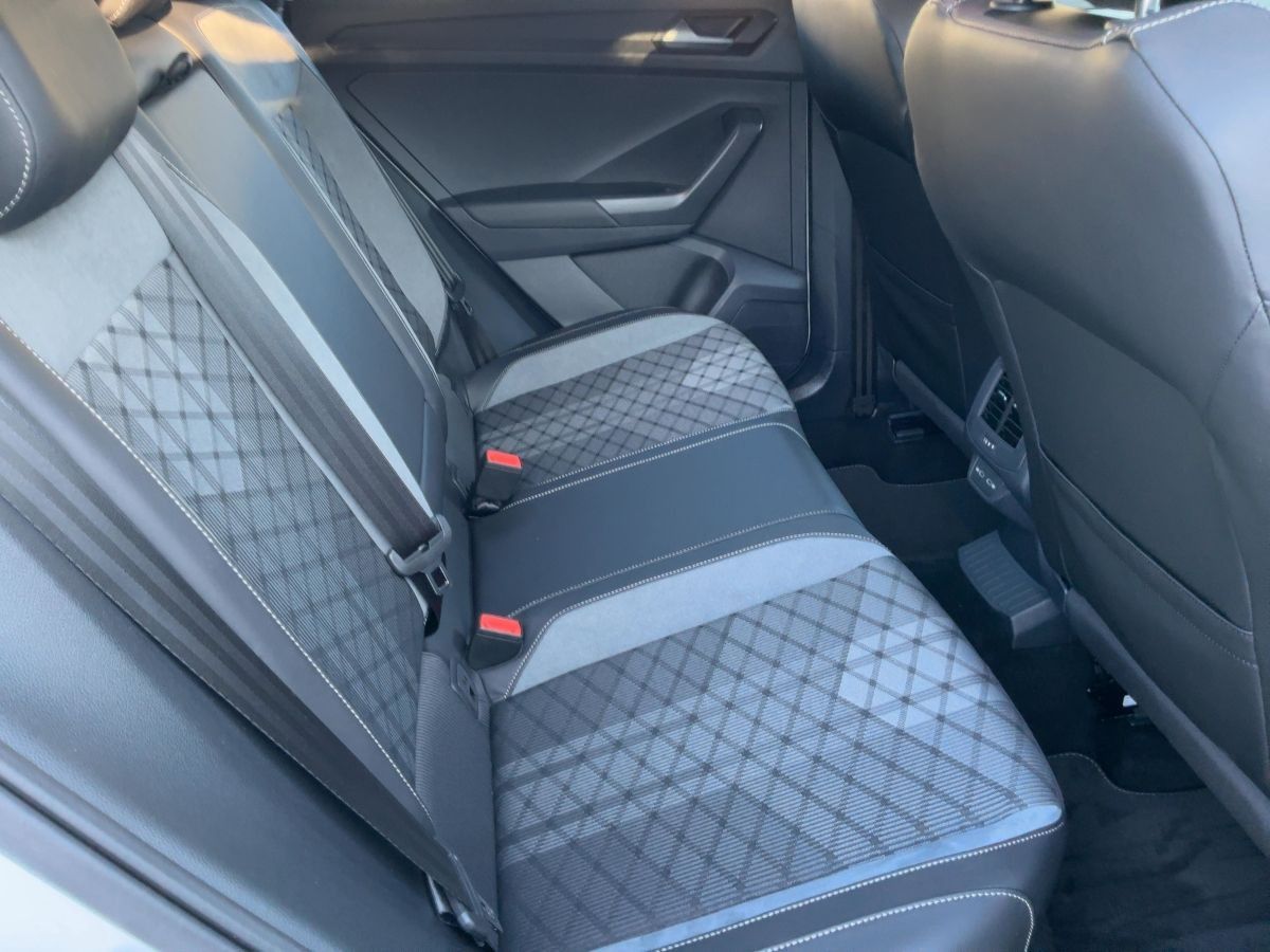 Volkswagen T-Roc 2.0 TDI R-LINE 5JG+LEDplus+NAVI+ACC+KAMERA foto 13