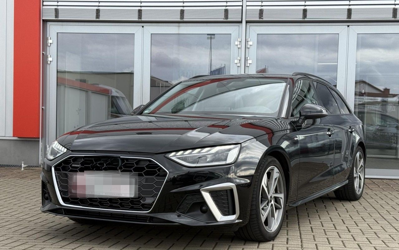 Audi A4 Avant S line 40 TFSI quattro S-tronic MATRIX foto 2