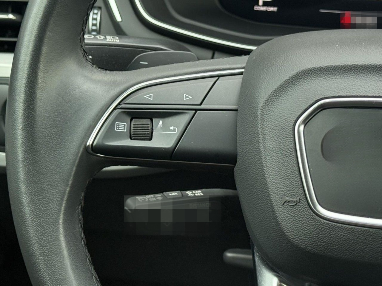 Audi A4 Avant S line 40 TFSI quattro S-tronic MATRIX foto 14