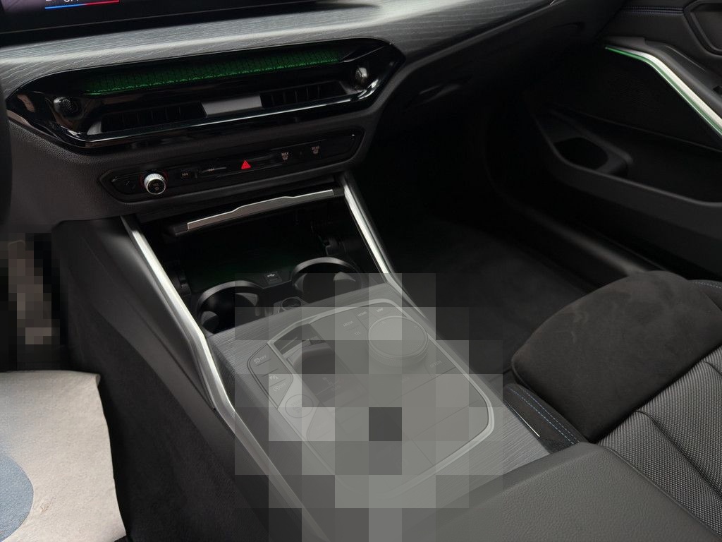 BMW 318i T. M-SPORT LED NAVI KAMERA PDC SHZ 19" foto 12