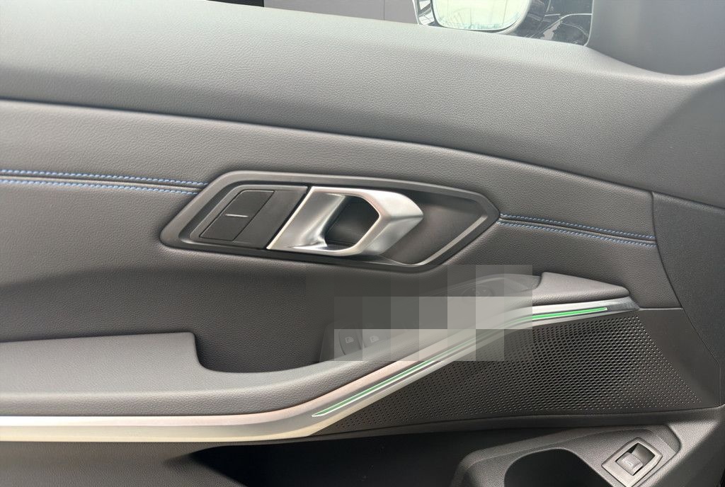 BMW 318i T. M-SPORT LED NAVI KAMERA PDC SHZ 19" foto 17