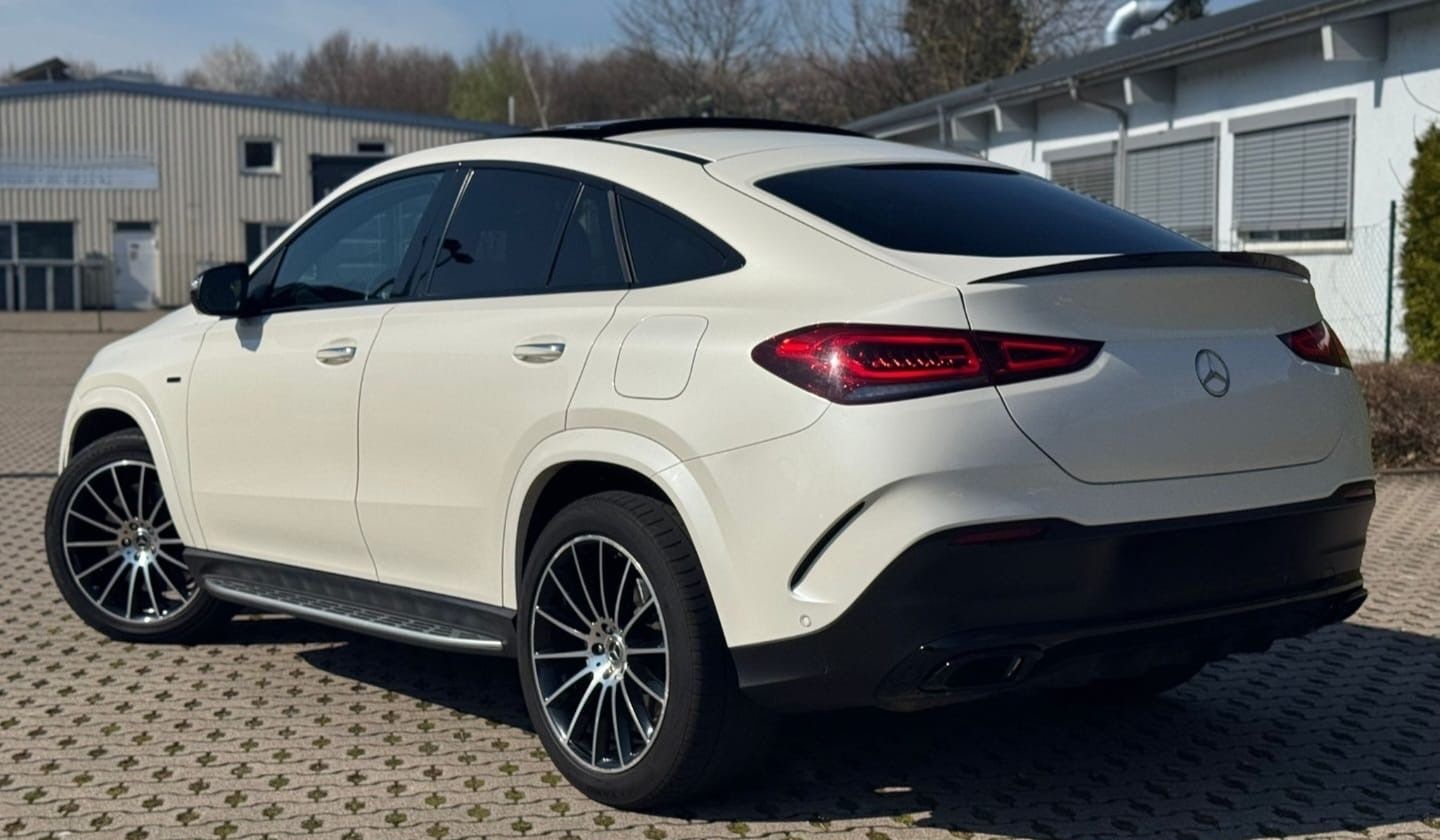 Mercedes-Benz GLE 350 de 4Matic Coupe AMG Line foto 3