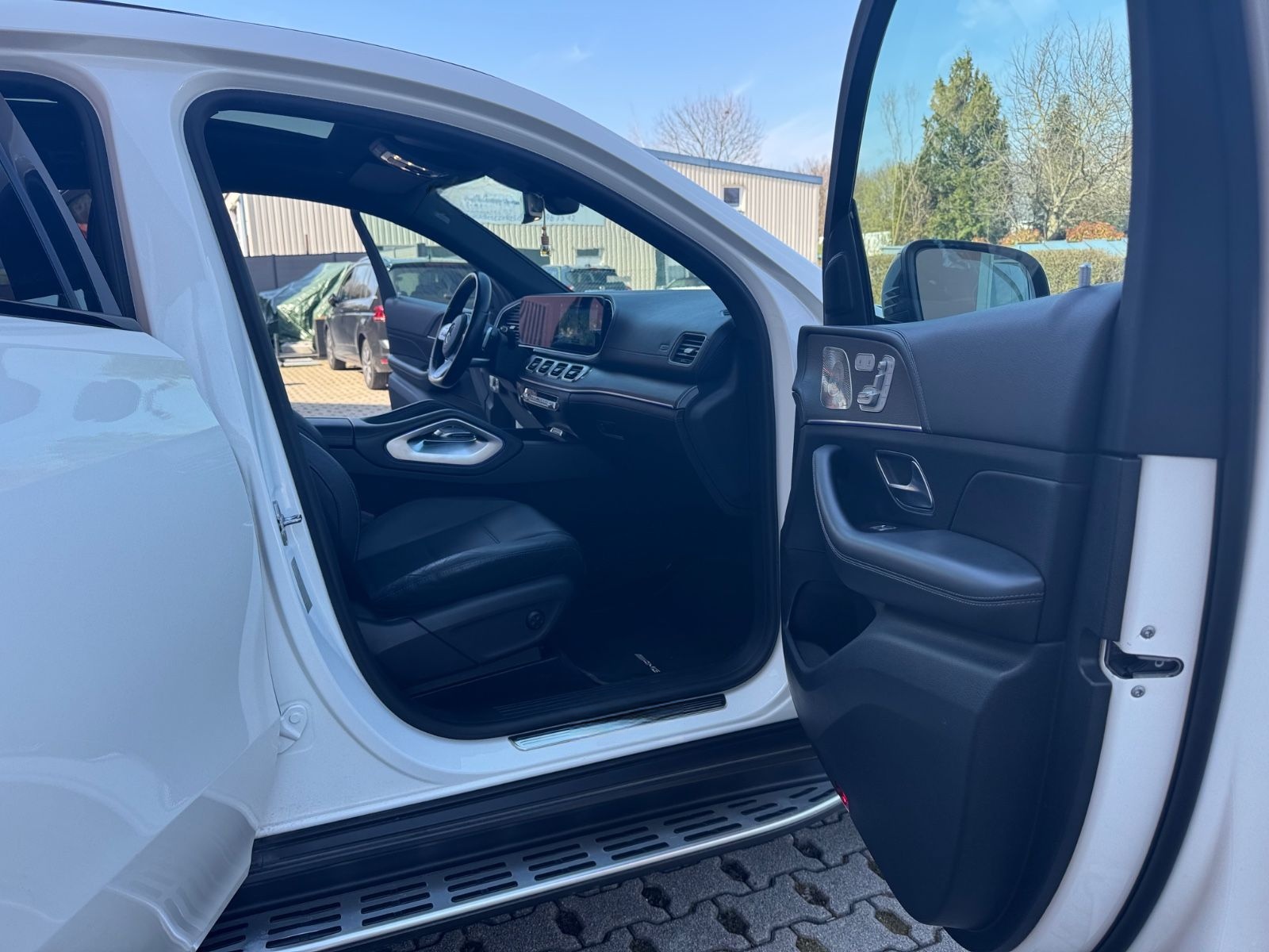 Mercedes-Benz GLE 350 de 4Matic Coupe AMG Line foto 6