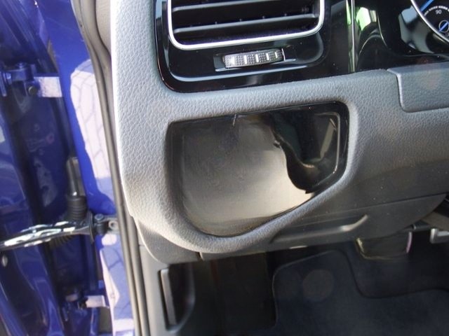 Volkswagen Golf VII Variant 2.0 TSI R 4Motion BMT foto 17