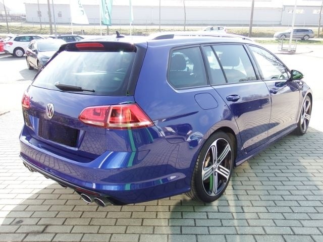 Volkswagen Golf VII Variant 2.0 TSI R 4Motion BMT foto 5