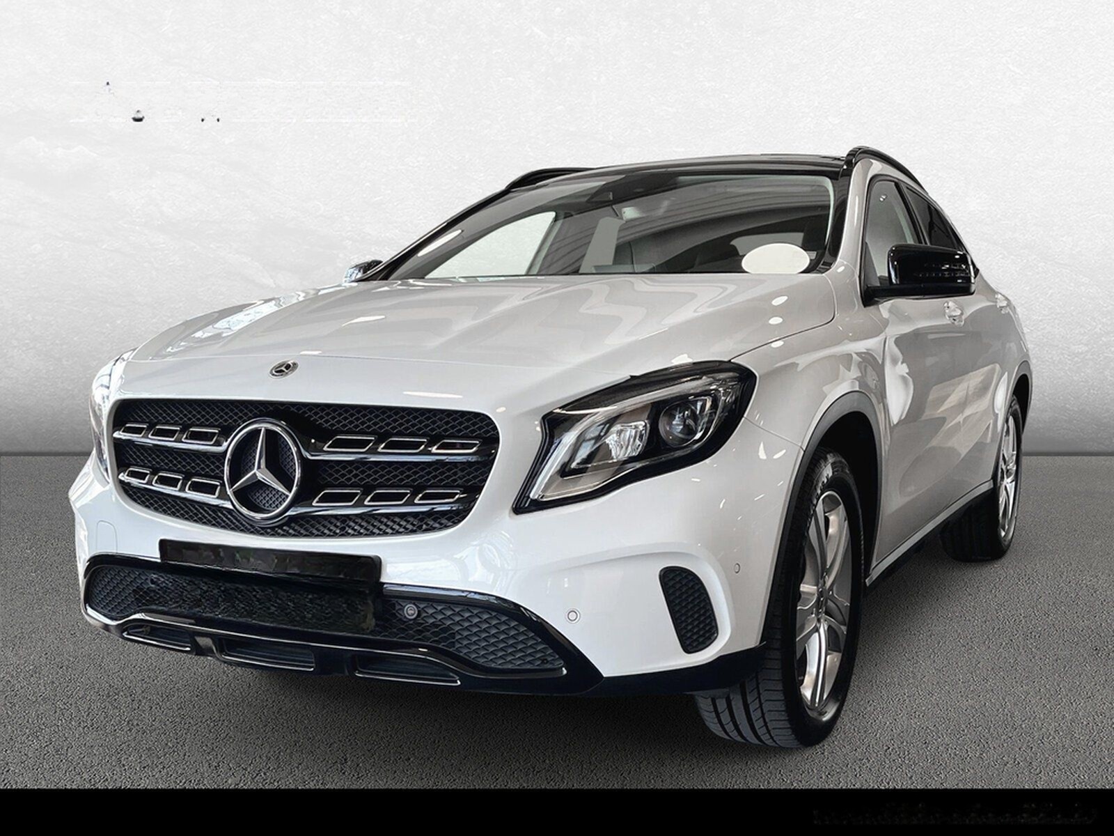 Mercedes-Benz GLA 200 SUV Urban LED/PANO/PTS/RFK/Night/Navi/ foto 2