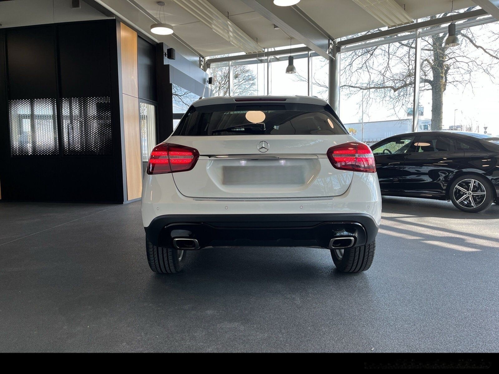 Mercedes-Benz GLA 200 SUV Urban LED/PANO/PTS/RFK/Night/Navi/ foto 11