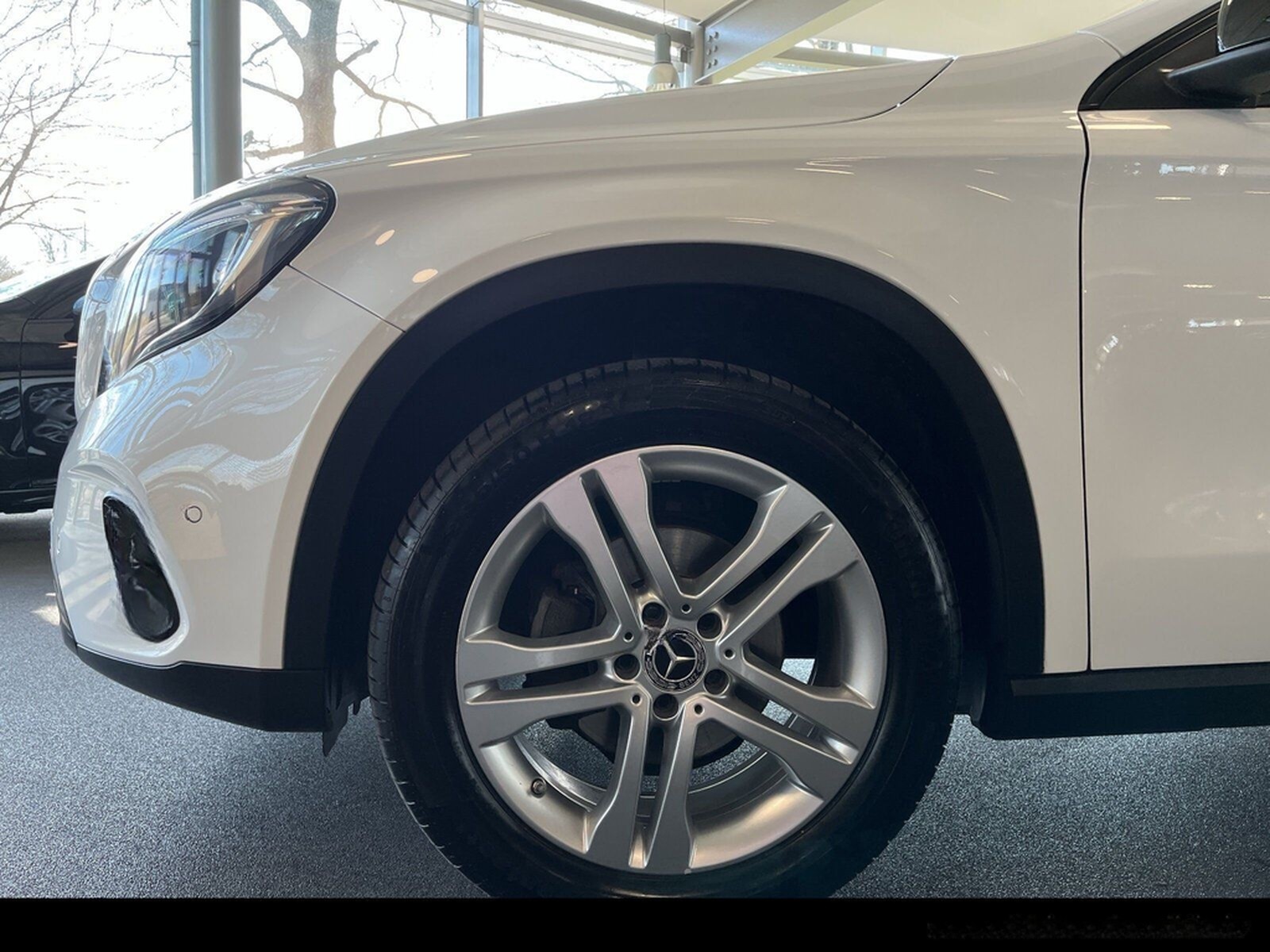 Mercedes-Benz GLA 200 SUV Urban LED/PANO/PTS/RFK/Night/Navi/ foto 14