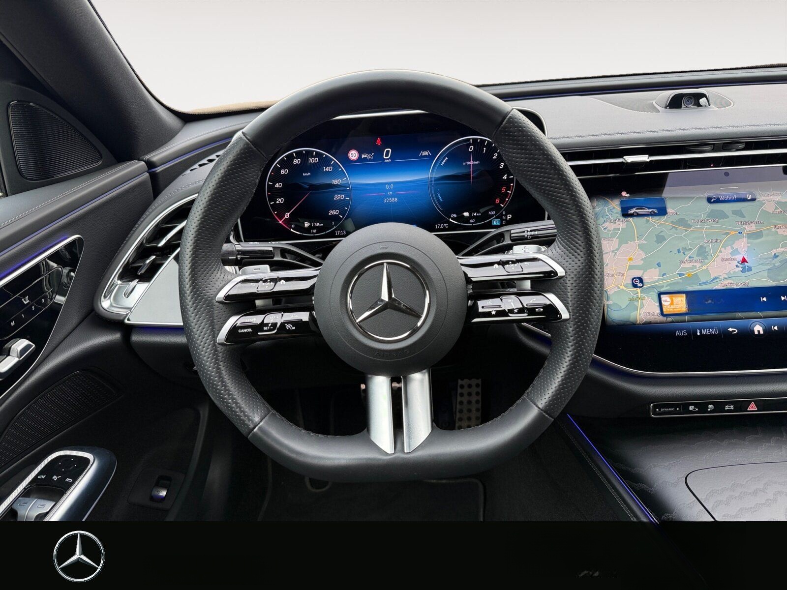 Mercedes-Benz E 300 de AMG +SUPERSCREEN+360°+Memory+DigiL++ foto 12