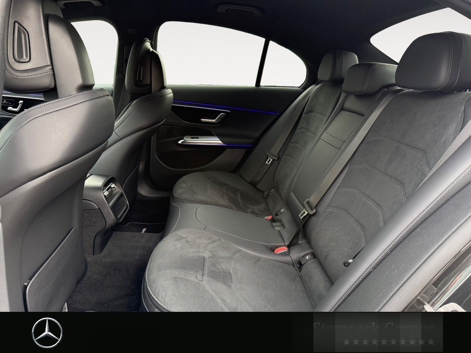 Mercedes-Benz E 300 de AMG +SUPERSCREEN+360°+Memory+DigiL++ foto 13