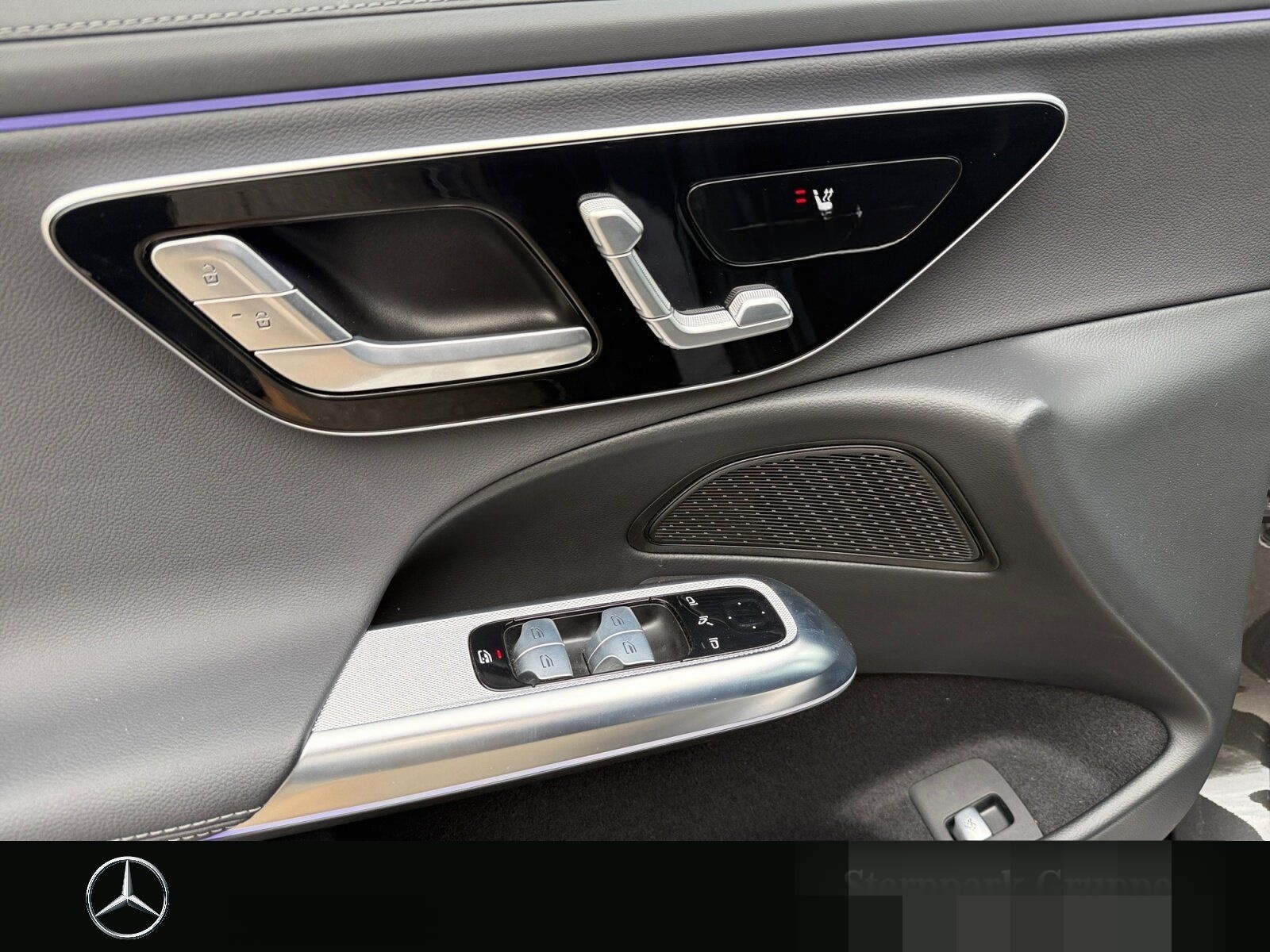 Mercedes-Benz E 300 de AMG +SUPERSCREEN+360°+Memory+DigiL++ foto 17