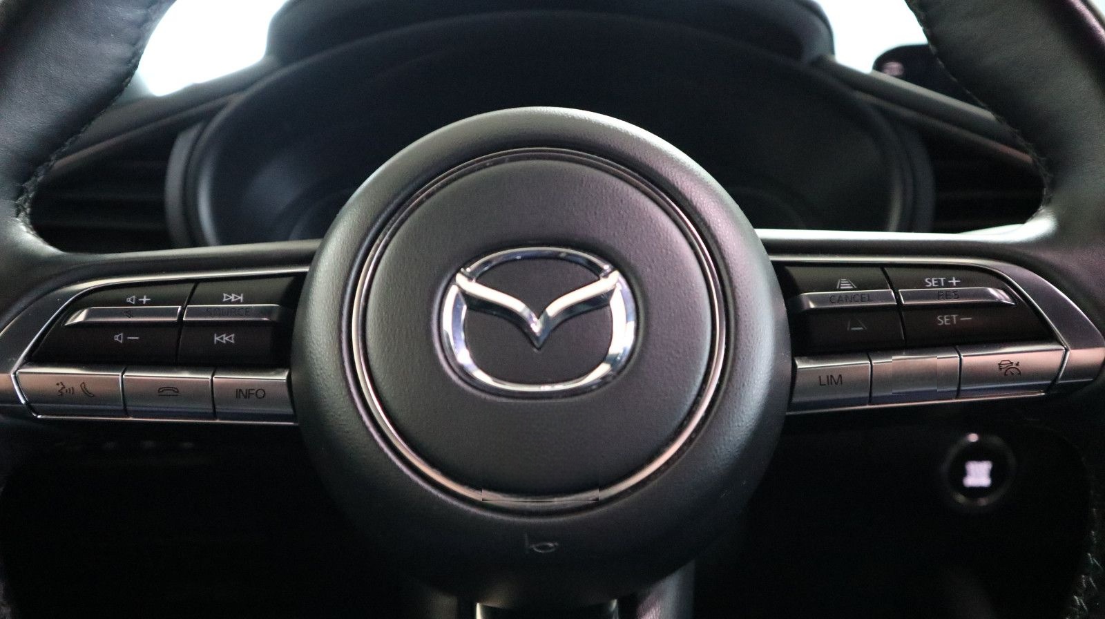 Mazda 3 5-trg. *360°*NAVI*LHZ*HEAD-UP*SHZ*LED*PDC v+h* foto 12