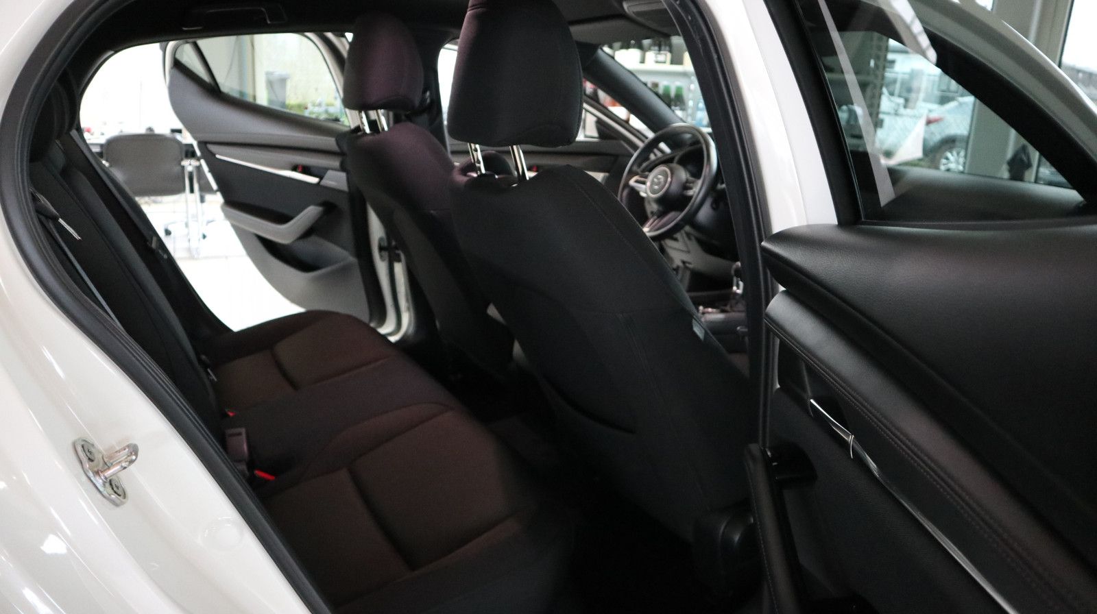 Mazda 3 5-trg. *360°*NAVI*LHZ*HEAD-UP*SHZ*LED*PDC v+h* foto 23