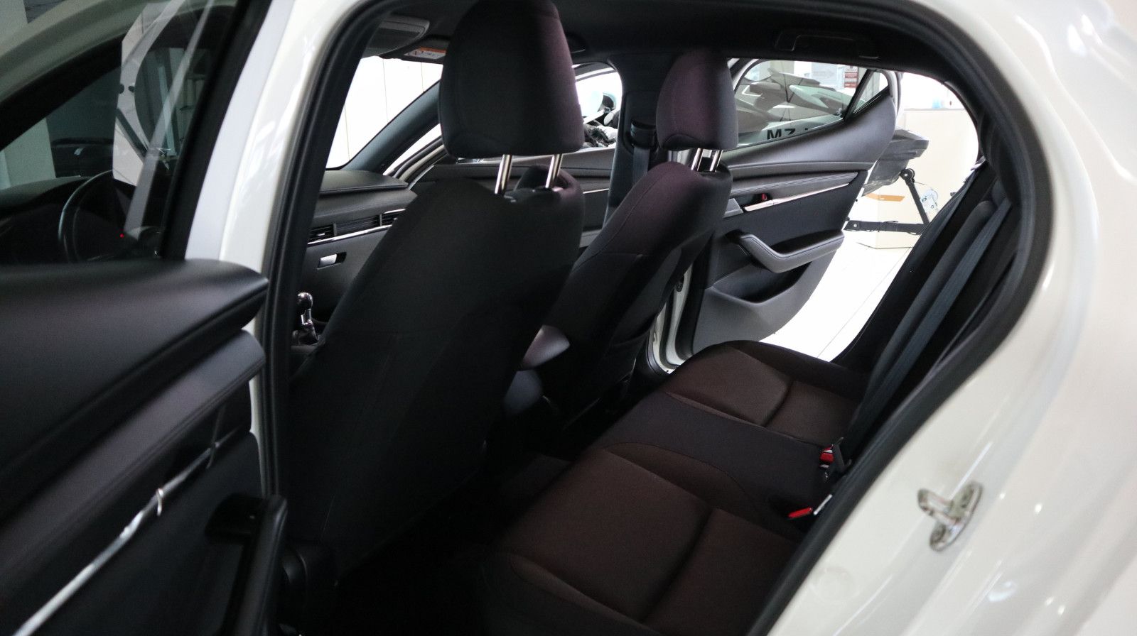 Mazda 3 5-trg. *360°*NAVI*LHZ*HEAD-UP*SHZ*LED*PDC v+h* foto 25