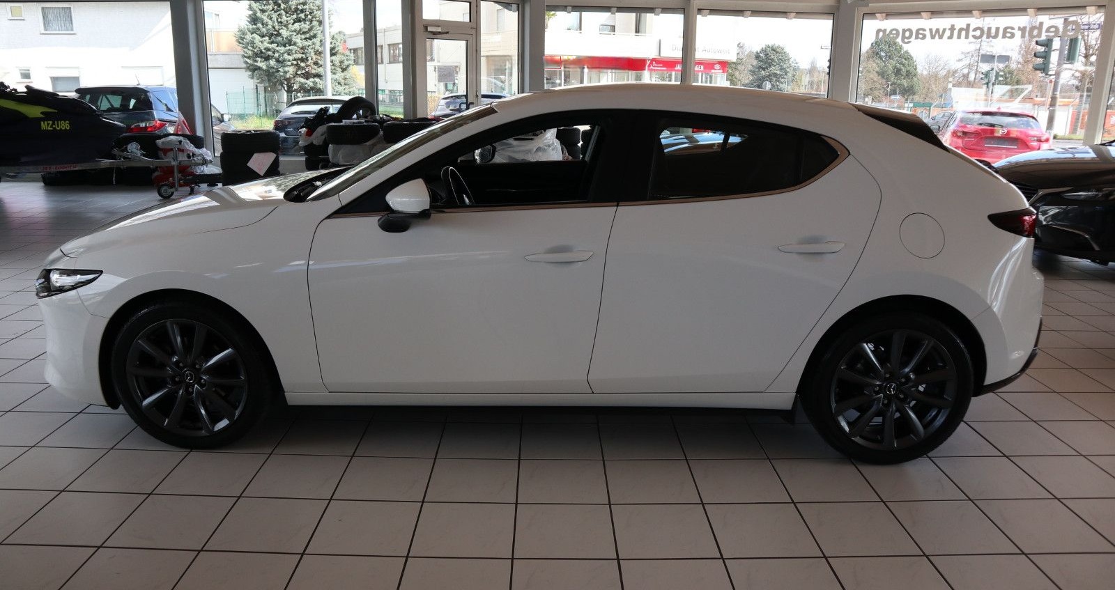 Mazda 3 5-trg. *360°*NAVI*LHZ*HEAD-UP*SHZ*LED*PDC v+h* foto 8