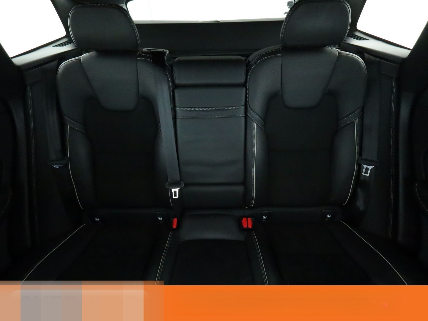 Volvo XC60 2.0 T4 R Design 2WD Aut.*NAV*LED*ACC*PDC*SH foto 16