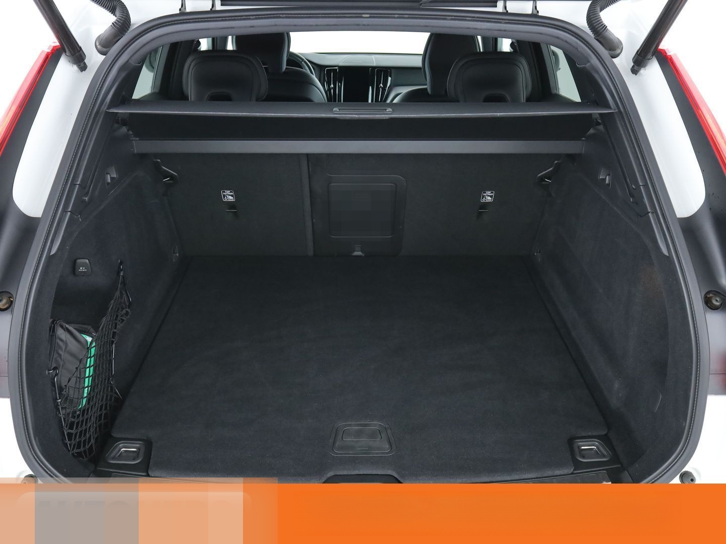 Volvo XC60 2.0 T4 R Design 2WD Aut.*NAV*LED*ACC*PDC*SH foto 18